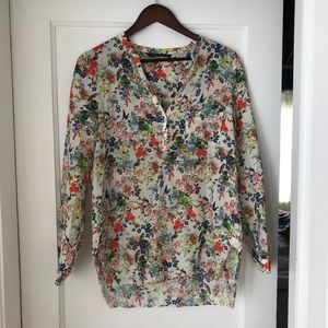 Fabulous floral Zara top!